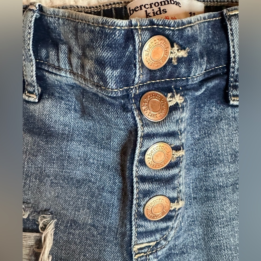 Abercrombie & Fitch Button fly denim shorts size 11/12 Girls - Picture 3 of 9